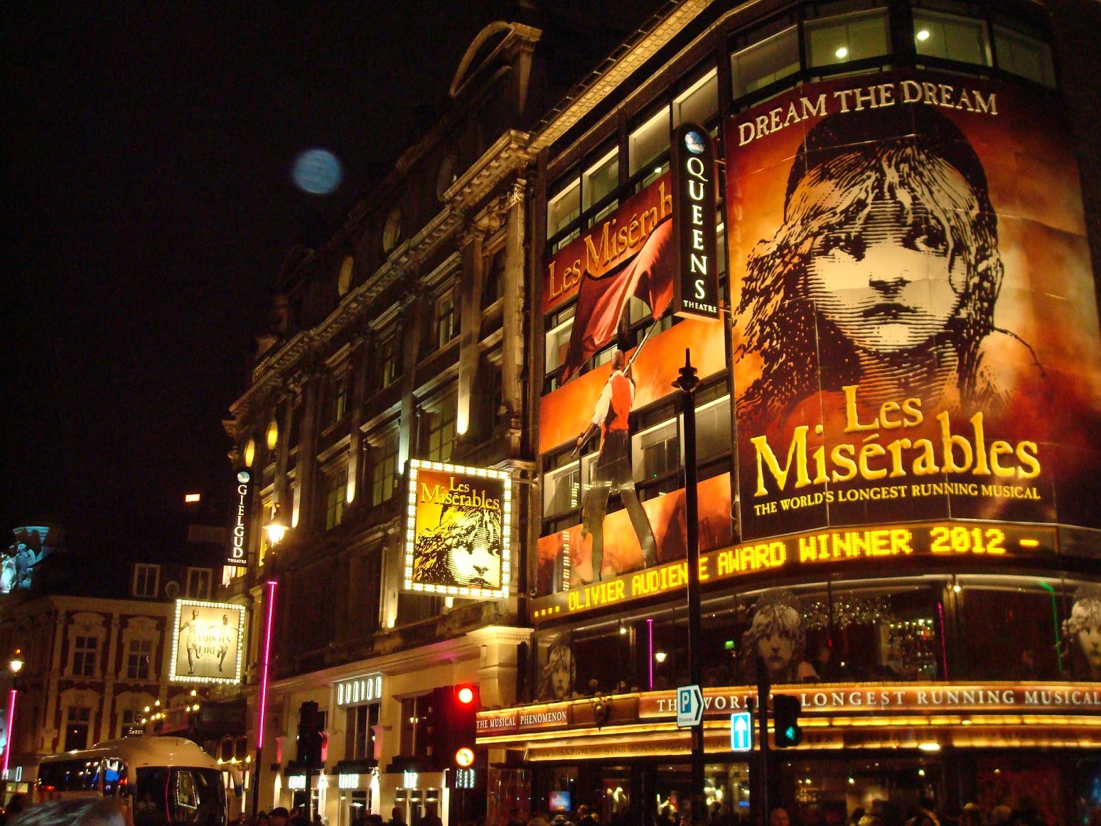 West End Shows Discounts, Seats, and Dinner SuitcaseJournal